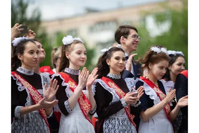 Последний звонок пройдет 25 мая, возвращая традицию в новом учебном году |  ОБРАЗОВАНИЕ: Школы | ОБРАЗОВАНИЕ | АиФ Казахстан