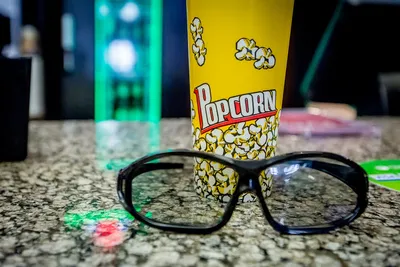 Купить 3D-очки для кинотеатра Imax: отзывы, фото и характеристики на   (11106629518)