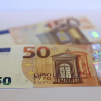 New 50-euro note unveiled to combat counterfeiting | The Seattle Times