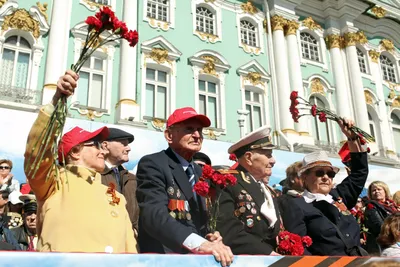 Полная версия календаря к 75-летию Победы, посвященная памяти Сынов полков.