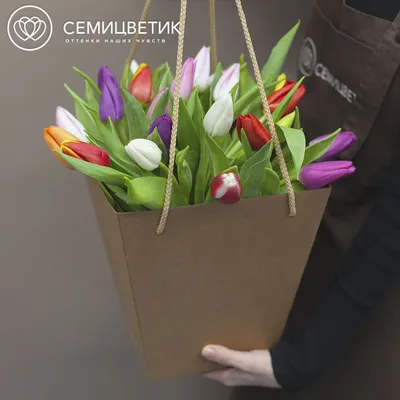 Тюльпаны на 8 марта, как выбрать, сколько и какие дарить