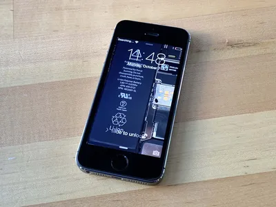 Hands-on Apple iPhone 5S review: the smartphone that knows you're you |  Stuff