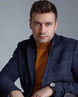 Писал стихи, чтобы торговать на рынке»: актер Вадим Колганов — о шансах,  трудных периодах и плюсах