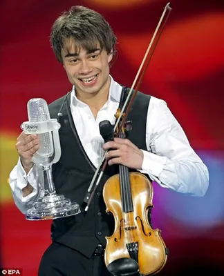 Alexander Rybak - "I Don't Believe in Miracles / Superhero" (Я не верю в  чудеса) - YouTube