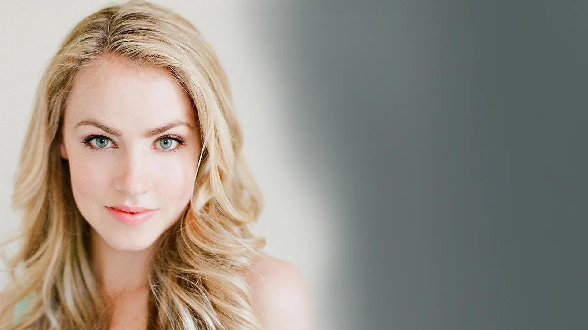 Amanda schull pfp