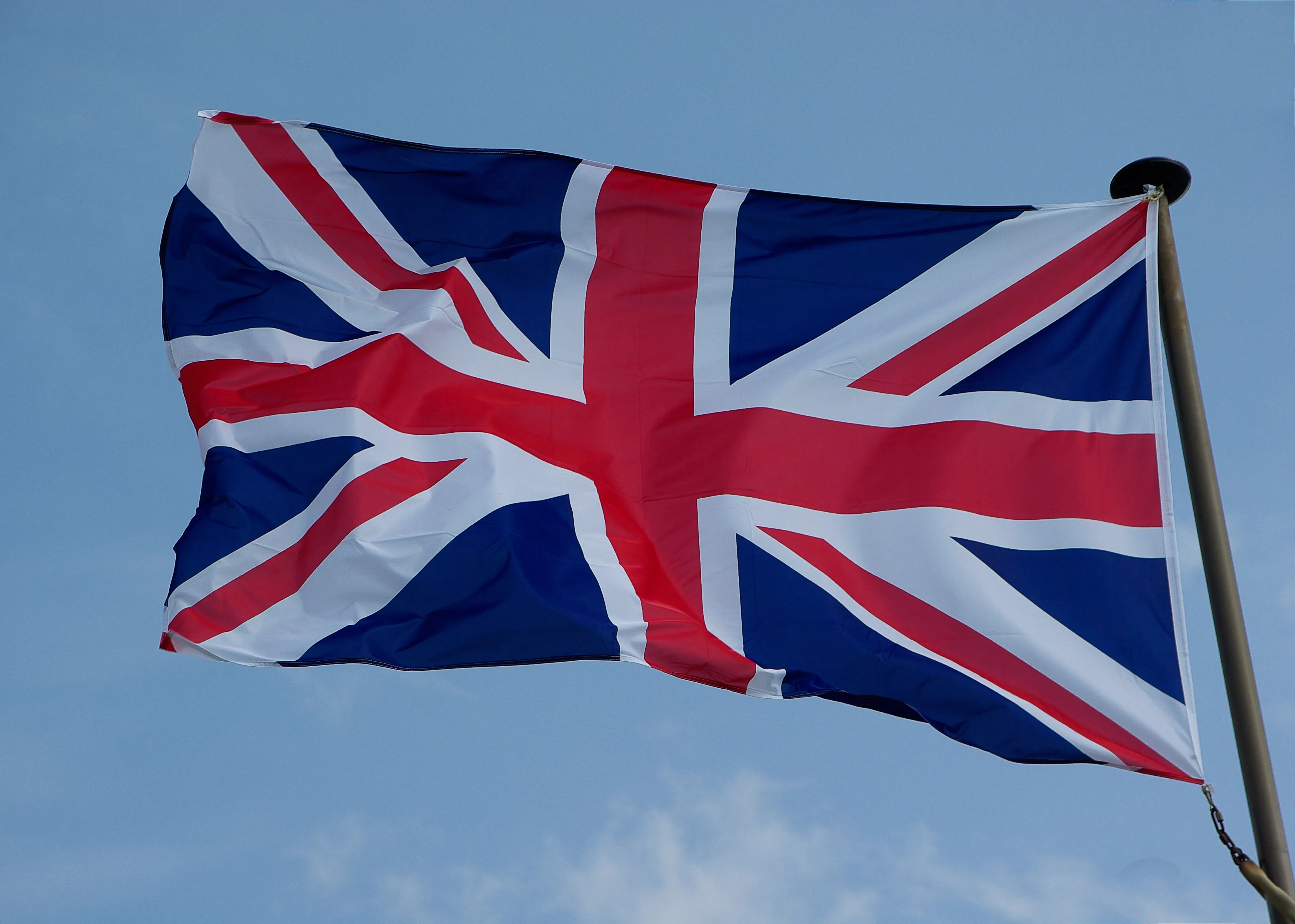 Почему приспущены флаги в великобритании. Флаг Британии. Великобритания Юнион Джек. Флаги Британии и Англии. Флаг Грейт Британ.
