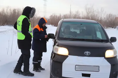 Бартаат замын мангас Defender автомашин Монголд орж ирлээ | 