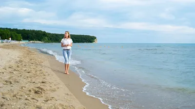 Азовское море кишит сюрпризами - змей, блох и медуз показали на видео |  Стайлер