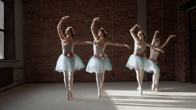 Spring. Красивый балетный танец. Ballet Freemotion - YouTube