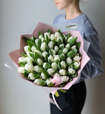 Букет белых тюльпанов Жемчуг 🌺 купить в Киеве с доставкой - цена от Камелия