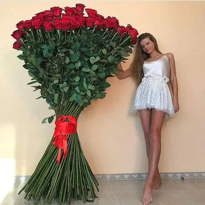 101 красная роза - 200 см. за 196 790 руб. | Бесплатная доставка цветов по  Москве