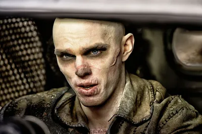 Безумный Макс: Дорога ярости / Mad Max: Fury Road (2015)