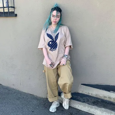 Billie Eilish photo 2019, Билли Айлиш фото 2019, Billie Eilish style 2019, Билли  Айлиш стиль 2019 | Billie eilish, Billie, Garotas