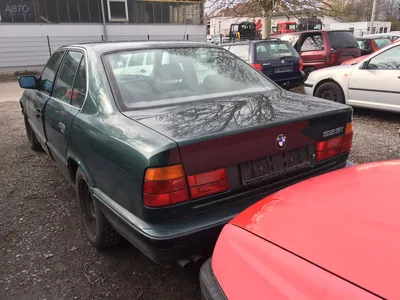 Масштабная модель BMW 5-SERIES (E34) - 1988 - GREEN METALLIC лучшая цена!