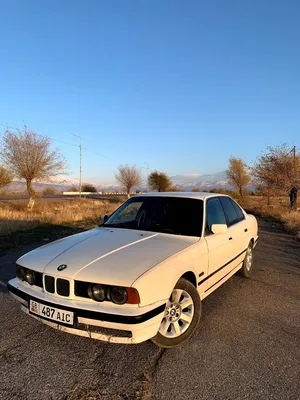 Передний бампер M-Style на BMW 5 E34