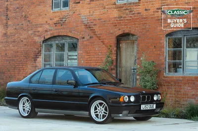 The History of the BMW E34: An Enduring Classic - Vintauto-BMW Clásico