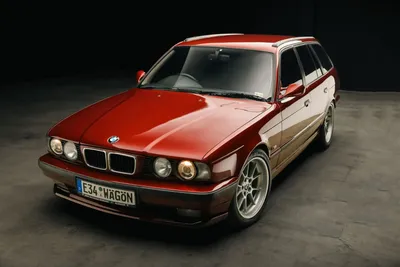 How Good Was the E34 BMW M5 Back in its Day?