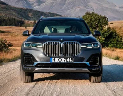 The BMW X8 gradually taking shape | Car News | Auto123