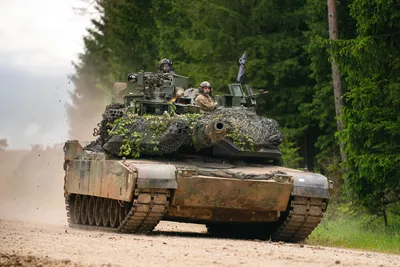 Новые основные боевые танки Leopard для солдат в Верхнем Пфальце