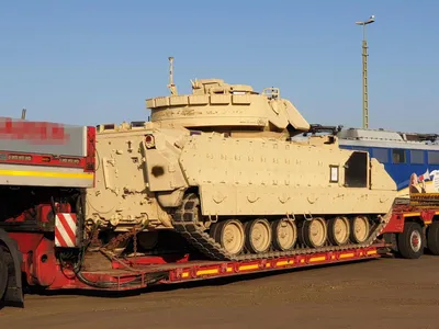 Украина может получить американские БМП Bradley - ANNA NEWS