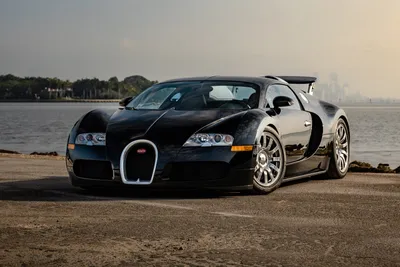 Bugatti Veyron Super Sport sets 267.8 mph top speed record