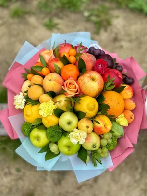 Букет из фруктов и цветов "Летняя прохлада" - Доставка свежих цветов в  Шарыпово