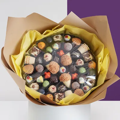 Букет из конфет в коробке "Тюльпаны" - Съедобные букеты Пермь