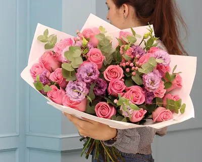 Colourful wrapped bouquet of flowers. | Цветочные букеты, Букет невесты,  Цветы