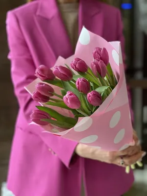 Tulipa. Разноцветный букет с тюльпанами. по цене 7595 ₽ - купить в  RoseMarkt с доставкой по Санкт-Петербургу