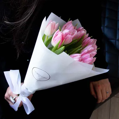Букет Страна чудес 51 розовый и лавандовый тюльпан с доставкой по городу  Днепр | купить в интернет-магазине Royal-Flowers