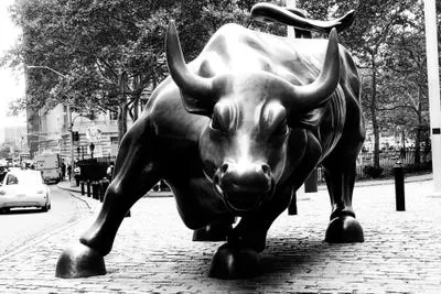 Wall Street Bull' Sculptor Dies—and More Art News
