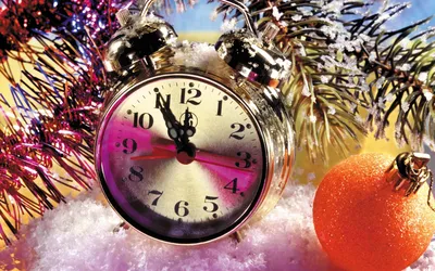 Часы настенные "Новый Год, серебро" из винила, №2 - купить в магазине  Vinyll Club