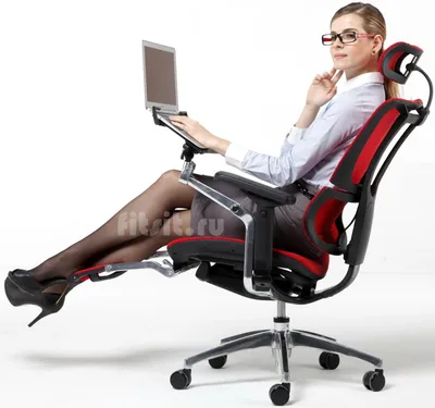 Рисунок человек сидящий за компьютером - 51 фото