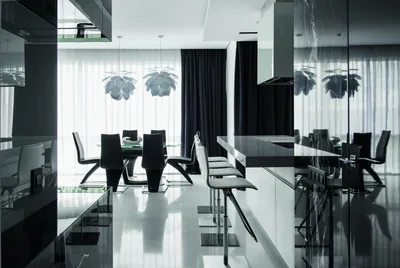 Черно-белый интерьер выставочного зала от дизайн-студии Nendo