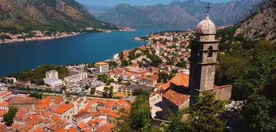 Черногория начала замораживать недвижимость попавших под санкции россиян —  РБК
