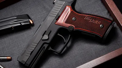 Классический чёрный. Пистолет SIG Sauer P320 AXG Classic | Оружейный журнал  «КАЛАШНИКОВ»