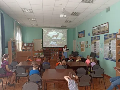 Презентация по окружающему миру для 1 класса УМК «Школа России» на тему  «Почему мы часто слышим слово «экология»?»