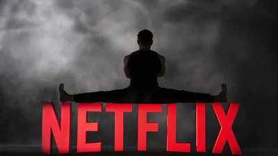 Жан-Клод Ван Дамм на съемках комедийного боевика «Последний наемник» для Netflix – The Hollywood Reporter