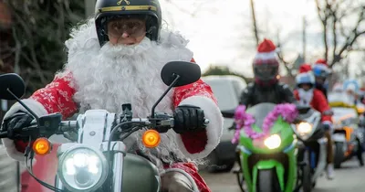 Bad Santa loves enduro | Дед Мороз и Снегурочка валят на эндуро - YouTube