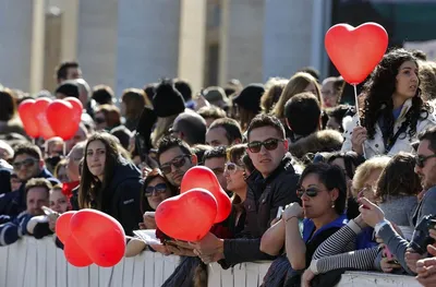 День святого Валентина – история и традиции праздника влюбленных —   — В России, В мире на РЕН ТВ