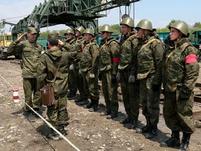 Весёлый текст стихами в день железнодорожных войск России - С любовью,  