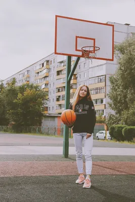 I Love Basketball 🏀 and pretty girls | Баскетбольная фотография, Красивые  девушки, Дреды