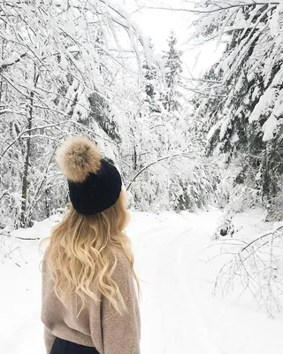 Загадочная зимняя красота: Девушки со спины | Красивые девушек зимой со  спины Фото №786420 скачать