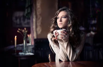 девушка пьёт чай черно белое фото: 6 тыс изображений найдено в  Яндекс.Картинках | Coffee photography, Coffee girl, Coffee with friends