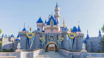 Disneyland Paris is Celebrating its 30th Anniversary | Architectural Digest