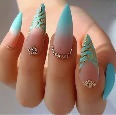 Add a Touch of Glamour to Your Nails with these gorgeous Nail Trend  Inspiration | Дизайнерские ногти, Красивые ногти, Стильные ногти