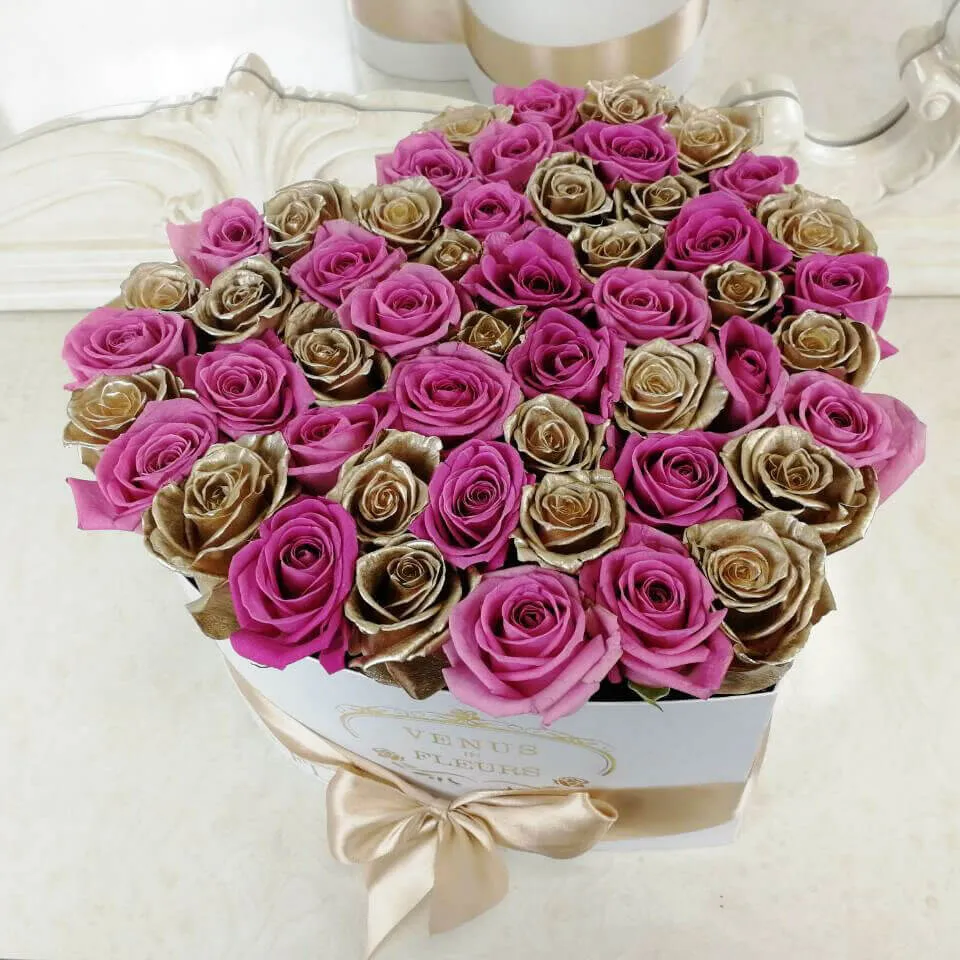 Розы в коробке "Доброго утра" за 9 590 руб. | Бесплатная доставка цветов по  Москве
