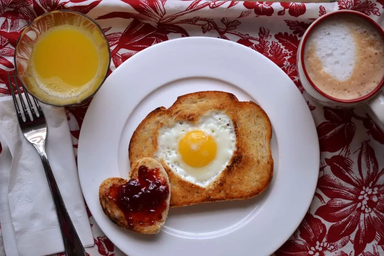 Breakfast видео. Красивый завтрак. Вкусный утренний завтрак. Вкусный и красивый завтрак. Воскресный завтрак.