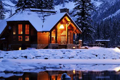 Зимний пейзаж домик в лесу - 57 фото