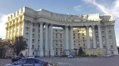 Утрачена достопримечательность Киева. Смотрите, как выглядели Подольские  набережные ворота на Днепре